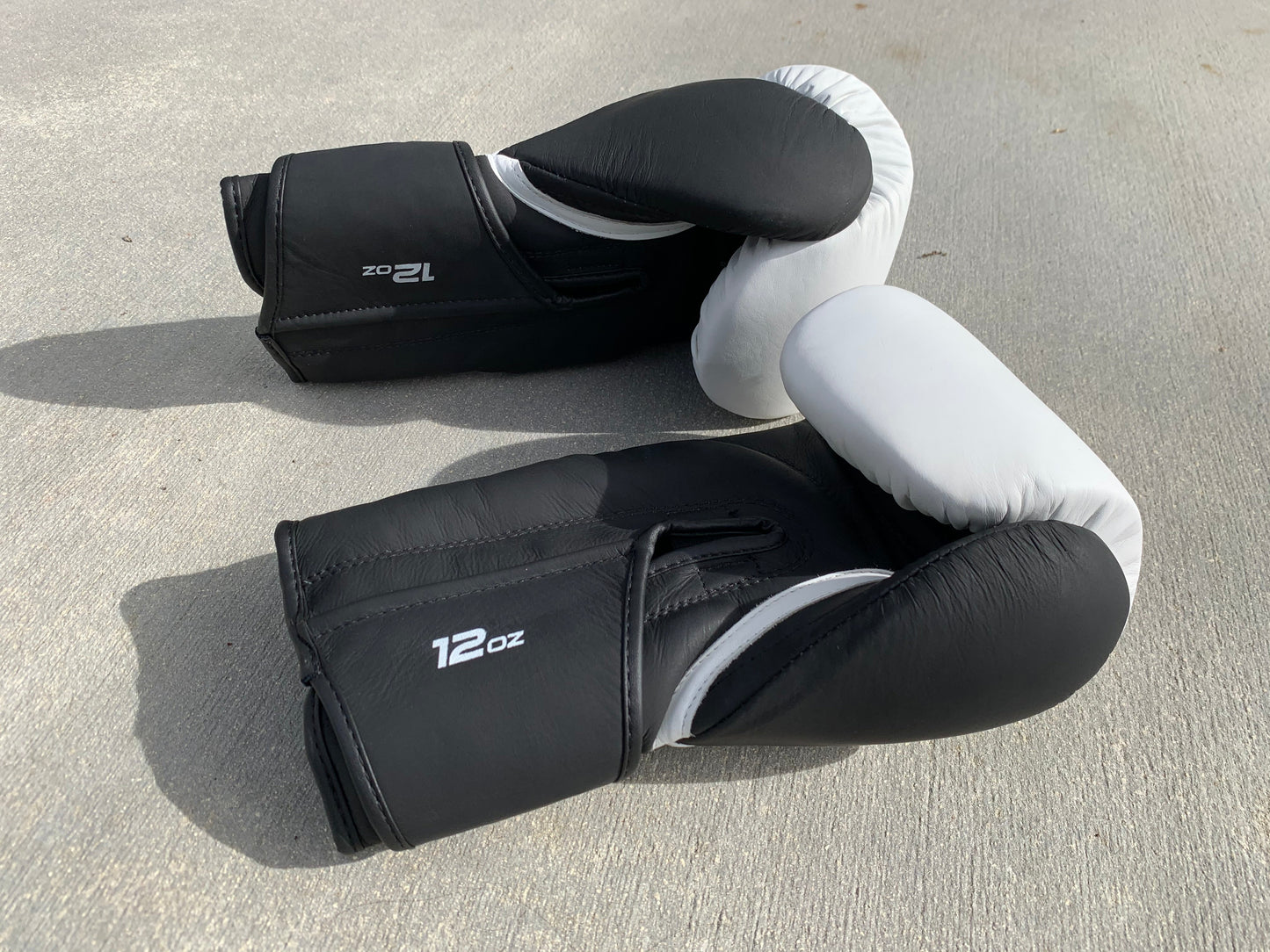 WHITE | BOXING BAG GLOVES SYNTHETIC