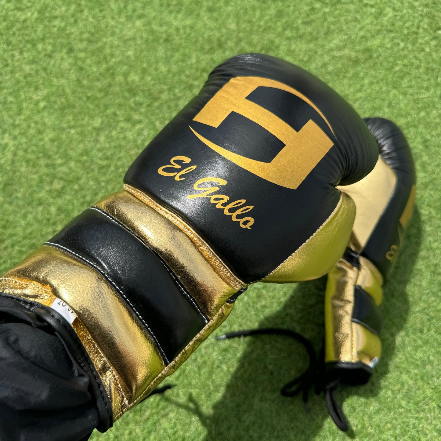 BLACK & GOLD | PRO ELITE GLOVES 100% LEATHER