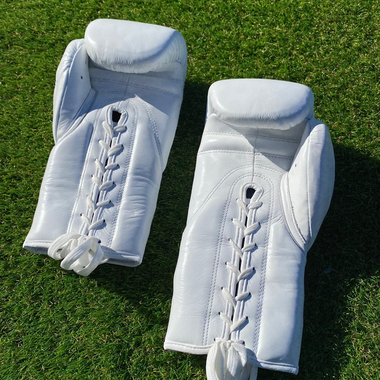 WHITE | PRO ELITE GLOVES 100% LEATHER