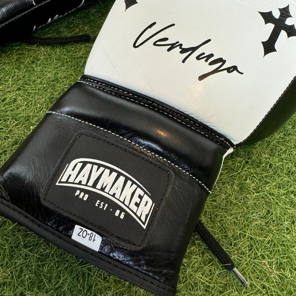 HM CRUCIFIX WHITE & BLACK | PRO ELITE GLOVES 100% LEATHER