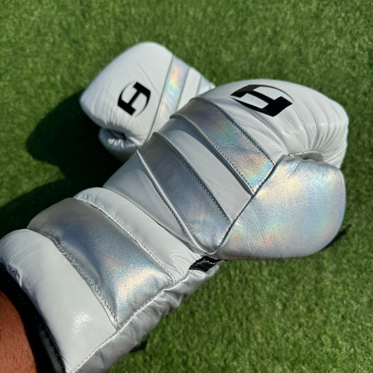 HOLO SILVER & WHITE | BOXING GLOVES 100% LEATHER