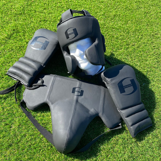 MATTE BLACK | BOXING GLOVES & SPARRING SET 100% LEATHER
