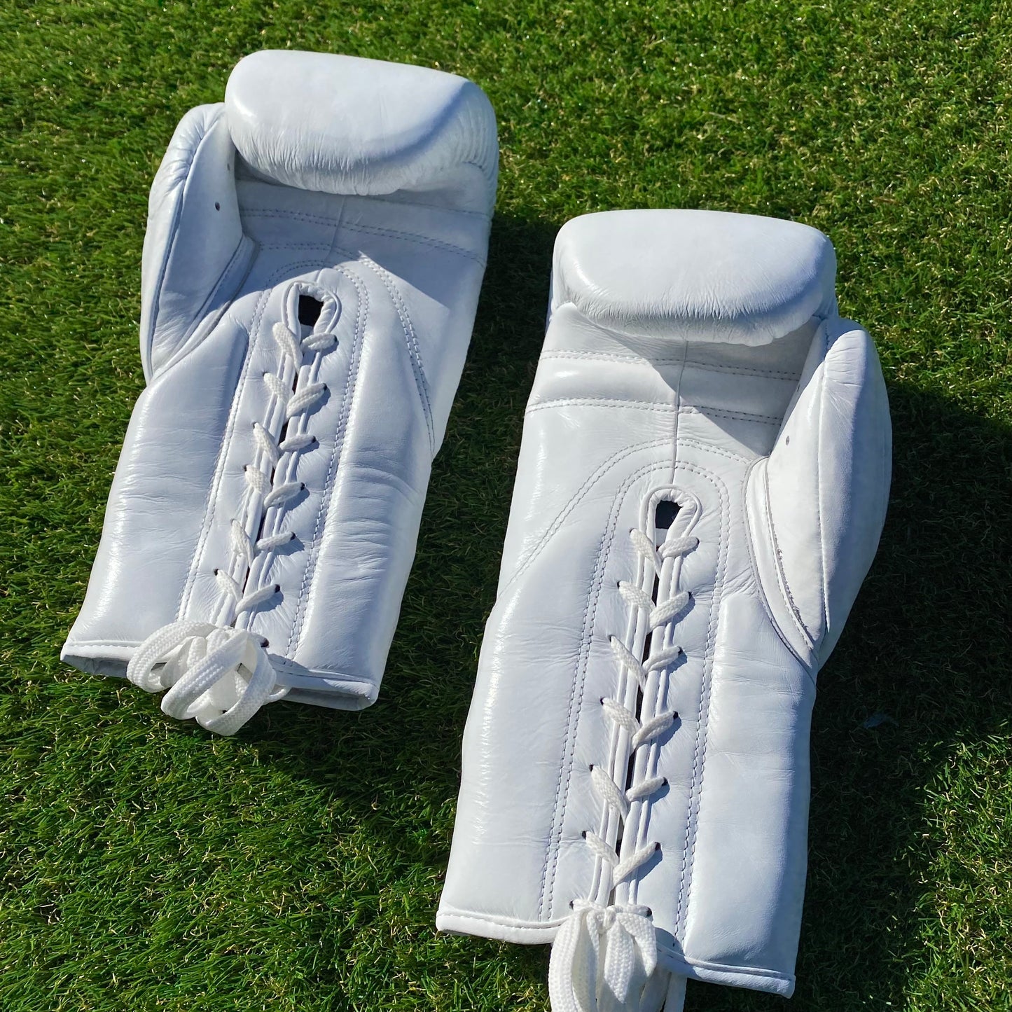 WHITE | PRO ELITE GLOVES 100% LEATHER