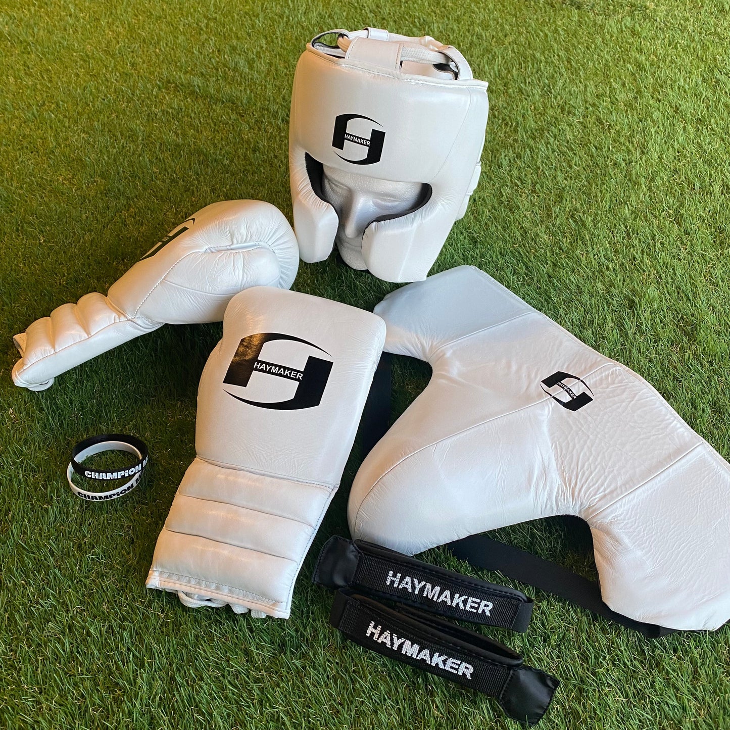 WHITE | BOXING GLOVES & SPARRING SET 100% LEATHER